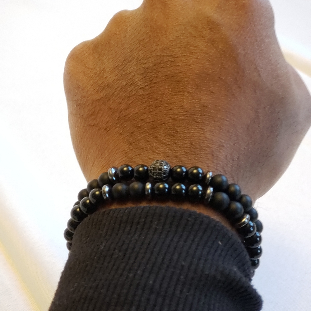 Handmade Natural Stone Beaded Bracelet - Picture 2 of 4